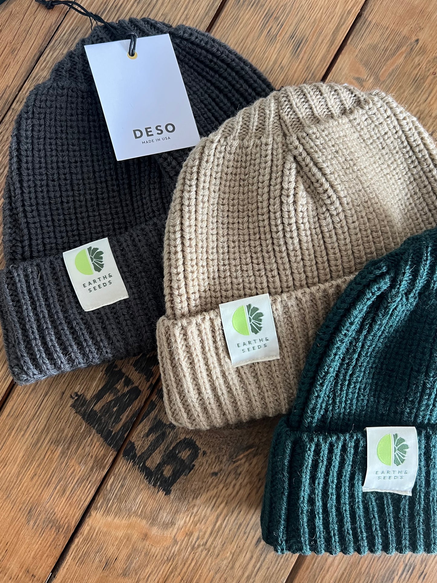 E&S x DESO Merino Cuff Beanie